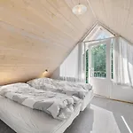 Three-Bedroom Holiday Home In Humble Дом отдыха Хамбл