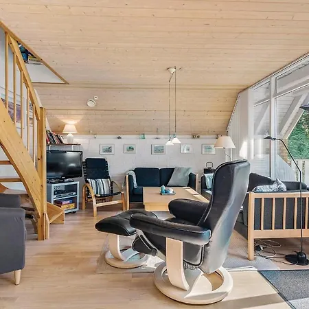 Casa vacanze Three-bedroom In *