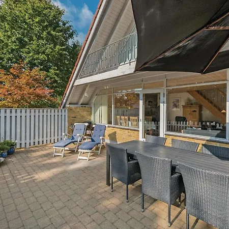 بيت للعطل Three-Bedroom Holiday Home In Humble