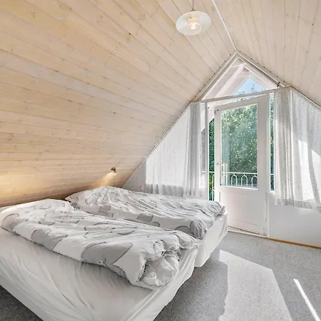 Three-bedroom In Casa vacanze Nordenbro Vesteregn