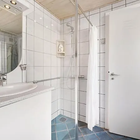 Three-bedroom In Casa vacanze *