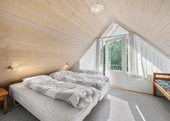 Three-Bedroom Holiday Home In Humble بيت للعطل Nordenbro Vesteregn