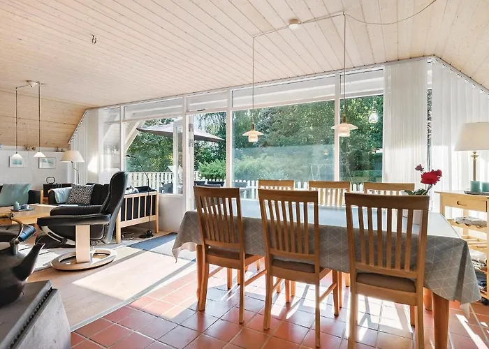 Holiday home Three-Bedroom Holiday Home In Humble